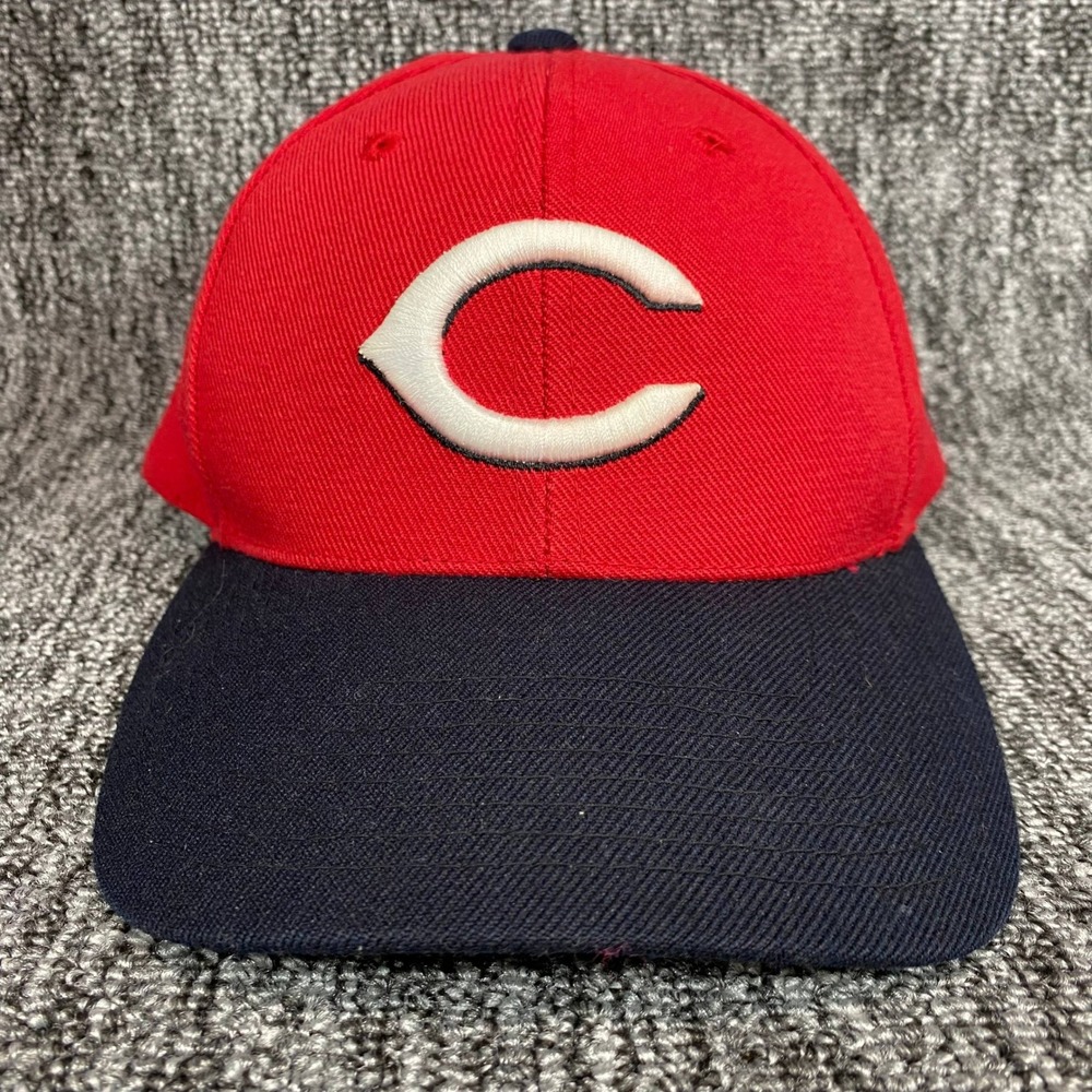 Sports Specialties Cincinnati Reds Hat Mens OSFA Red Navy Blue Snapback‎ MLB Cap